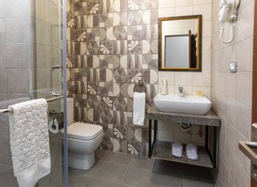 Bathroom of Standard Double Room - ALaska Resort