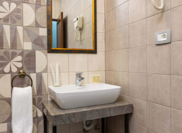 Bathroom of Standard Double Room - ALaska Resort