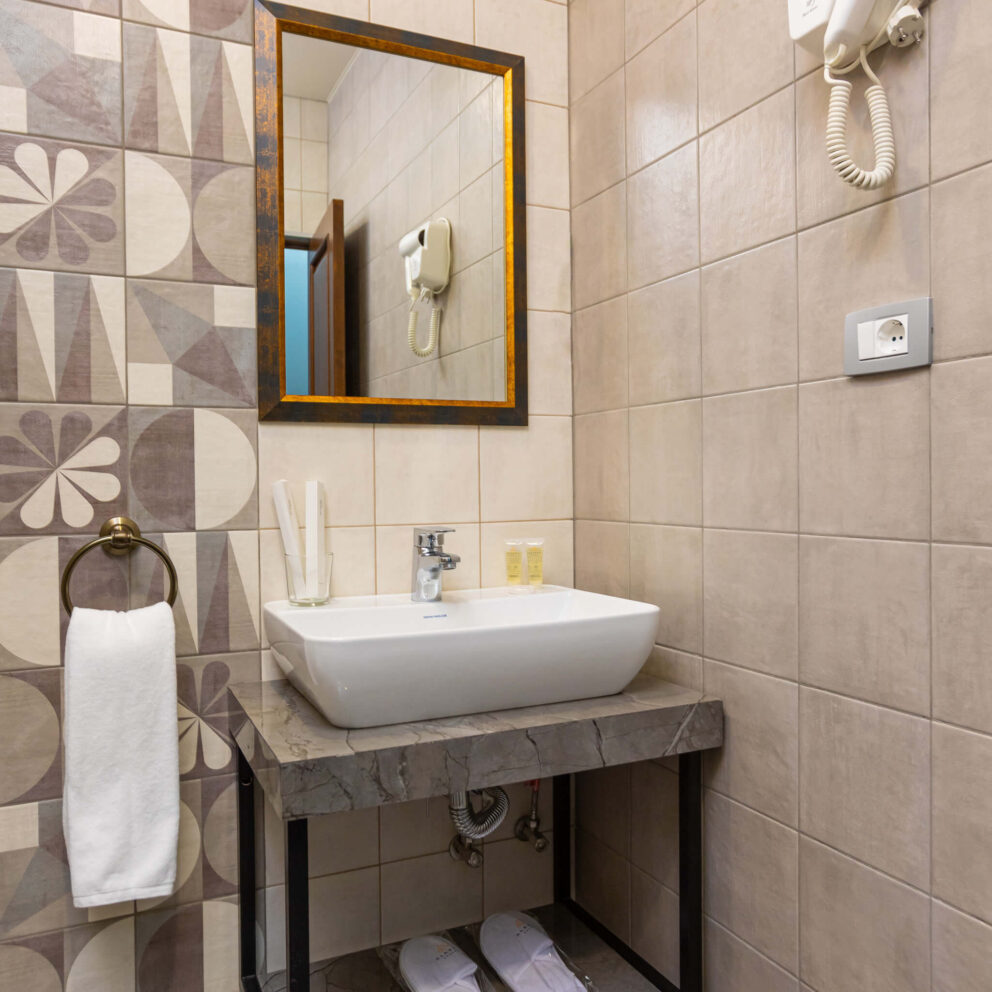 Bathroom of Standard Double Room - ALaska Resort