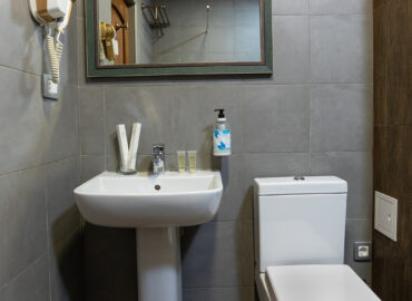 Alaska Resort's cottage bathroom