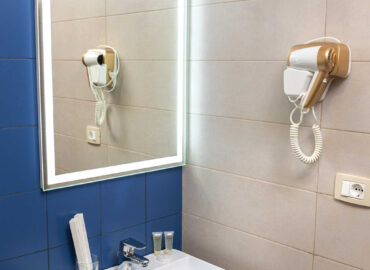 Bath accessories