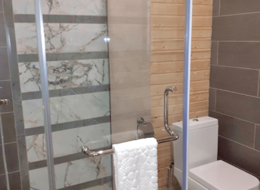 bathroom of twin room